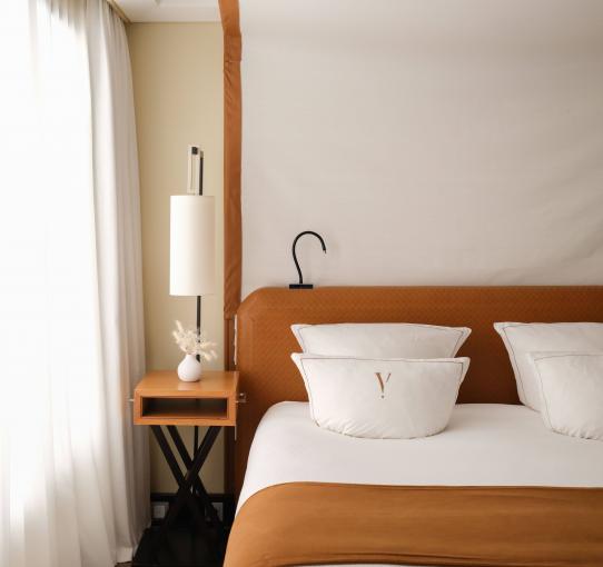 Five Seas Hotel - Deluxe Room