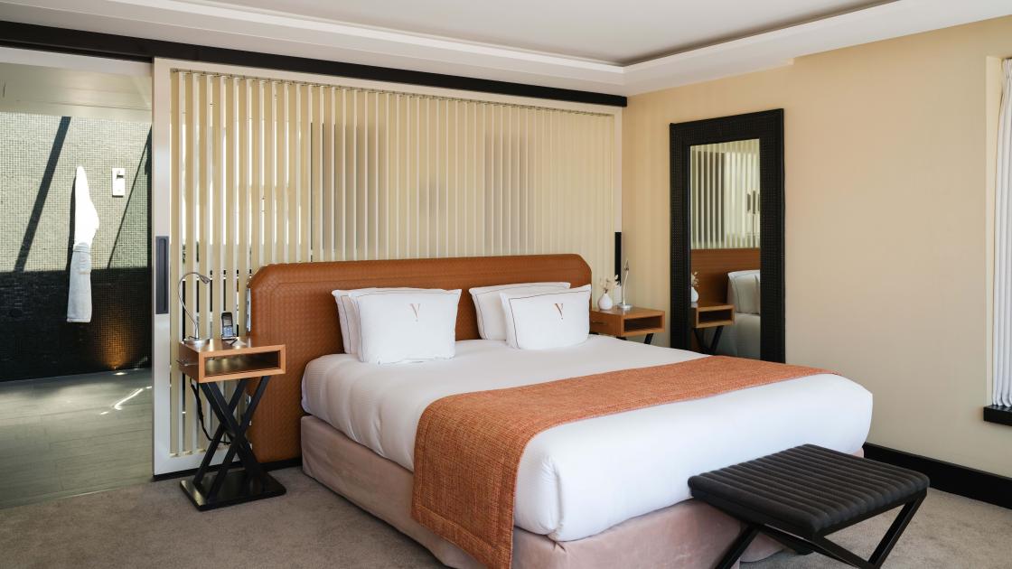 Five Seas Hotel - Top of Five Secret Suite