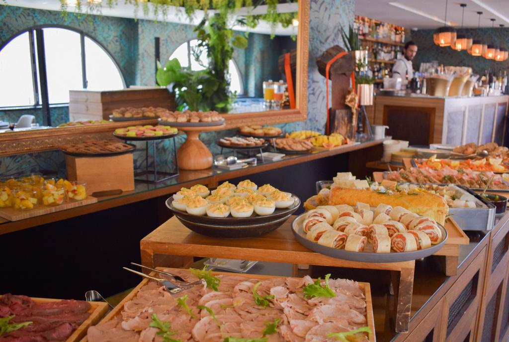 Hotel Five Seas - Brunch