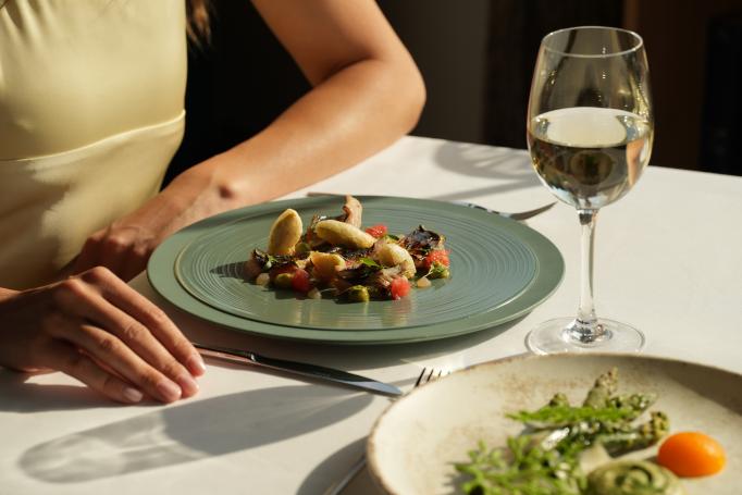 Hotel Five Seas - Restaurante y Bar